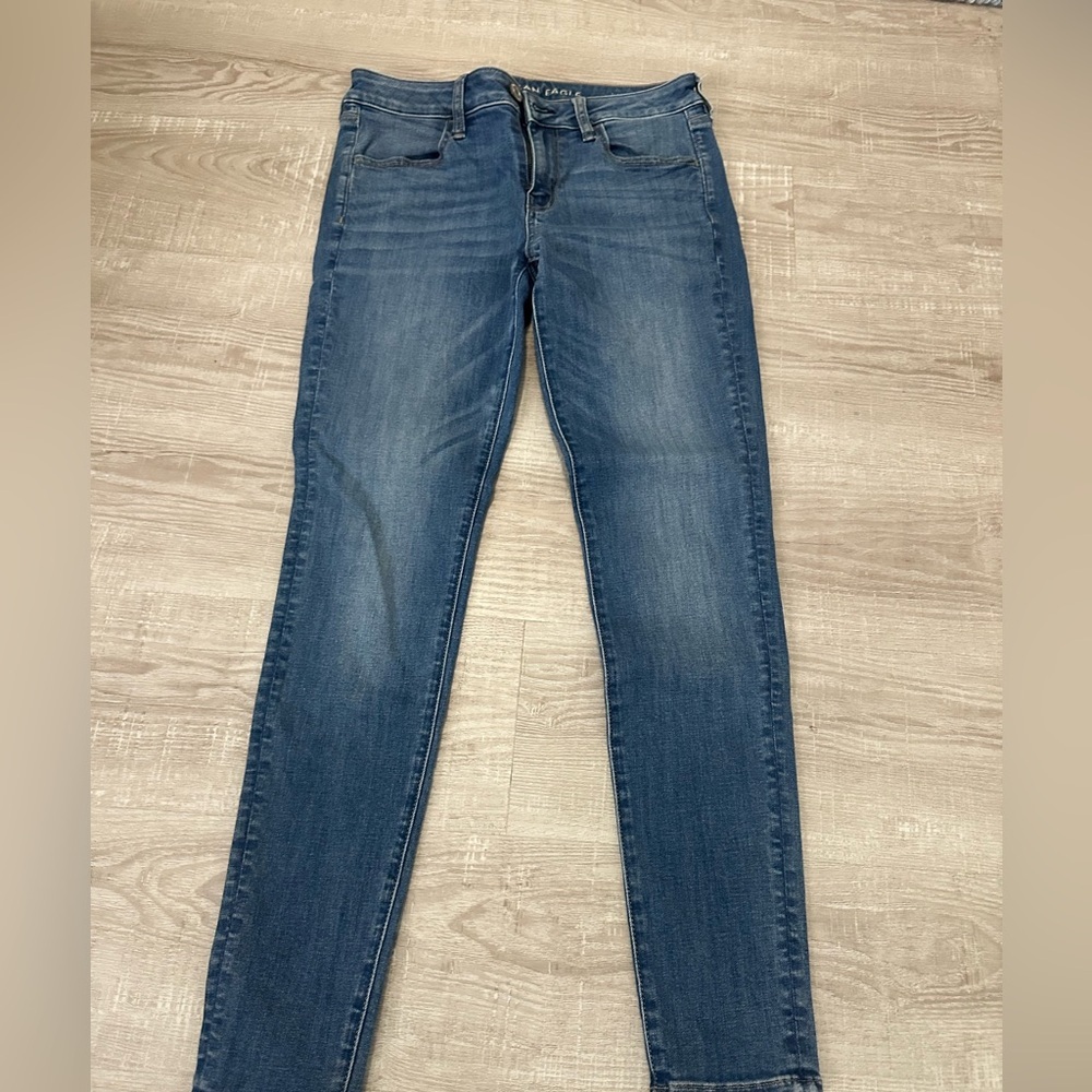 American Eagle jeans size 6